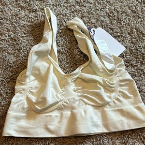 Yitty bra NWT